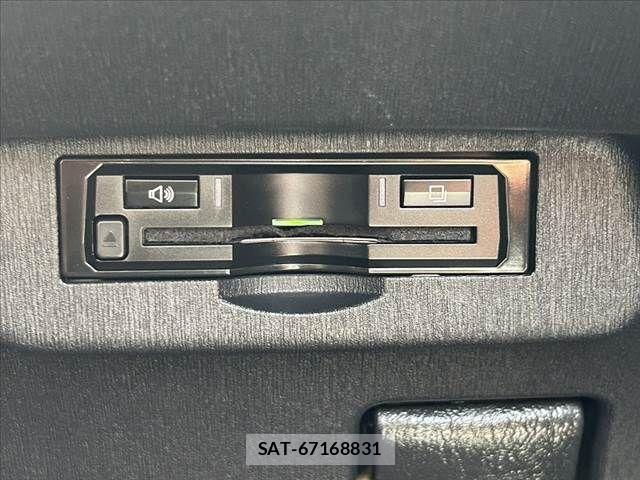 Toyota PRIUS 2014-03 7456919-6