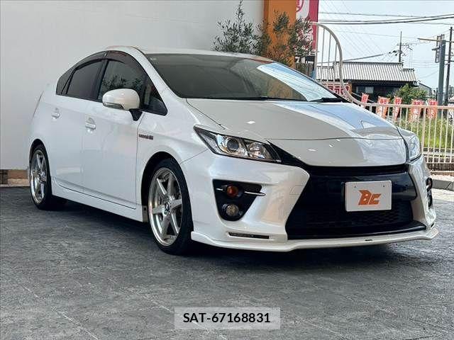 Toyota PRIUS 2014-03 7456919-7