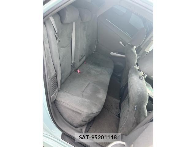 Toyota PRIUS 2010-03 7456986-9