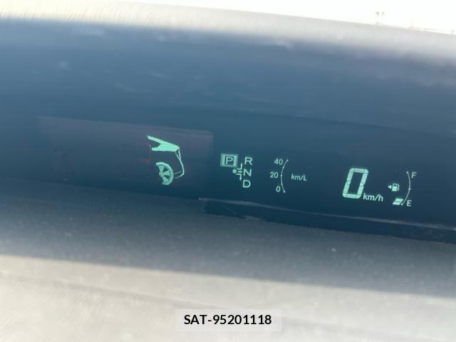 Toyota PRIUS 2010-03 7456986-15