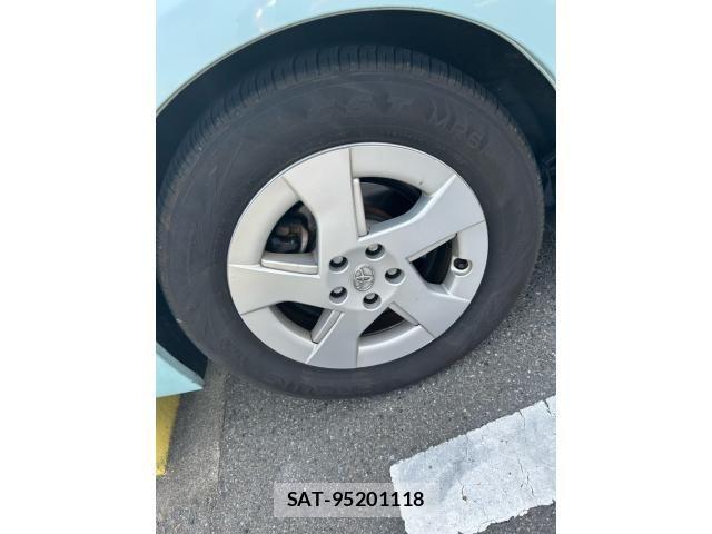 Toyota PRIUS 2010-03 7456986-3
