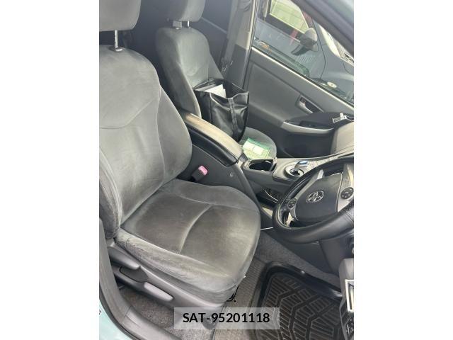 Toyota PRIUS 2010-03 7456986-8