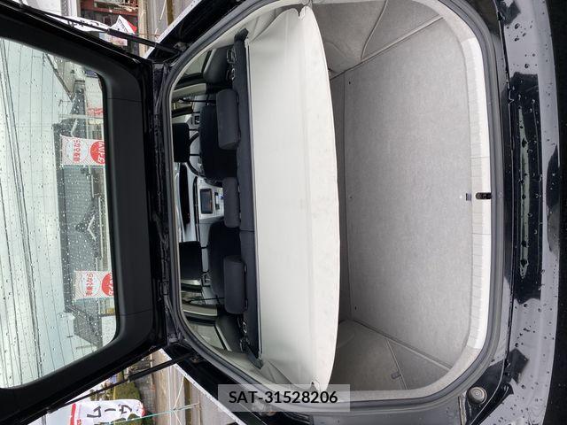 Toyota PRIUS 2012-04 7456948-3