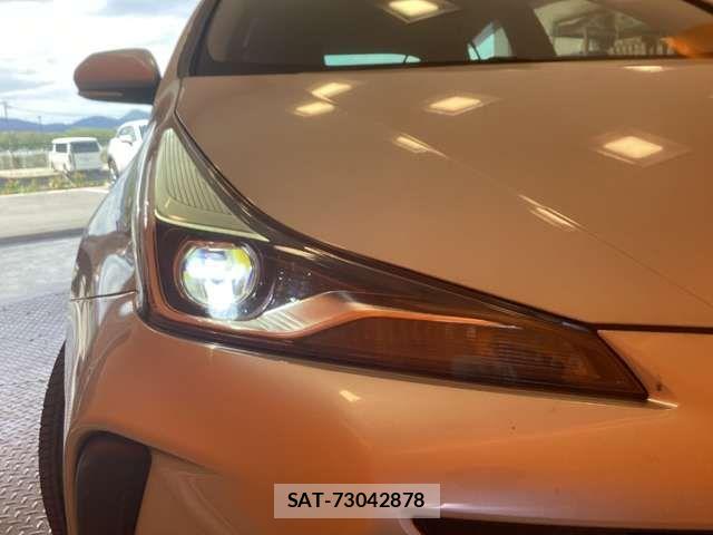 Toyota PRIUS 2020-11 7456872-13