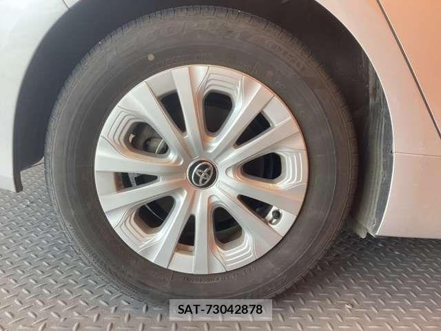 Toyota PRIUS 2020-11 7456872-17