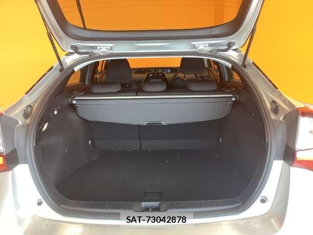 Toyota PRIUS 2020-11 7456872-18