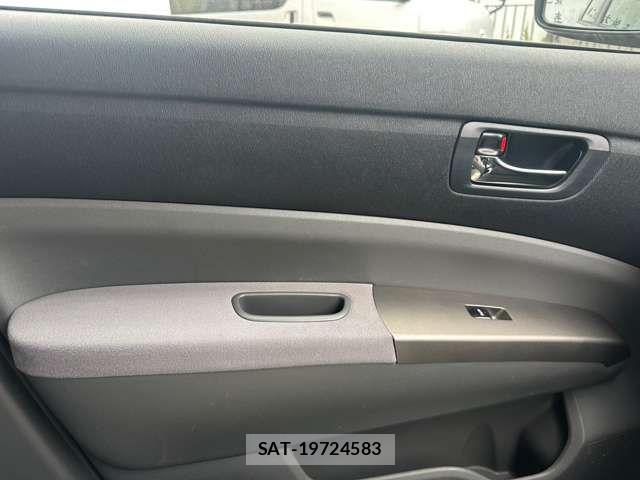 Toyota PRIUS 2010-01 7456942-13