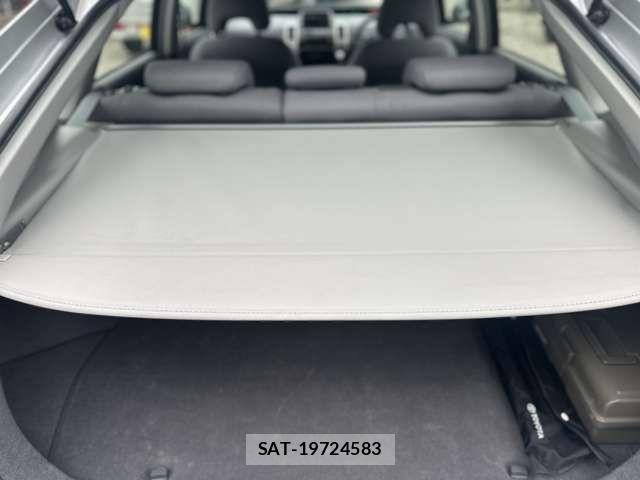 Toyota PRIUS 2010-01 7456942-16