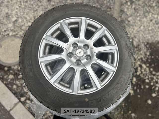 Toyota PRIUS 2010-01 7456942-4