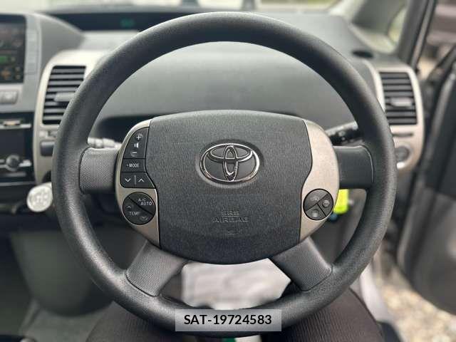 Toyota PRIUS 2010-01 7456942-5