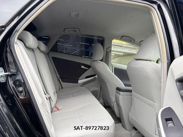 Toyota PRIUS 2010-12 7456941-12