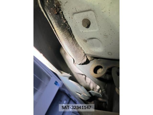 Toyota PRIUS 2009-06 7456969-15