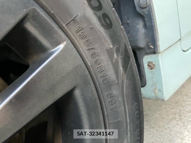 Toyota PRIUS 2009-06 7456969-8