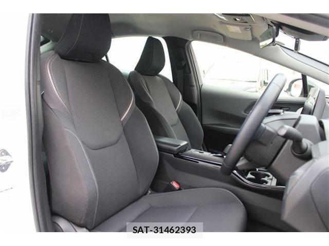 Toyota PRIUS 2023-06 7456859-23
