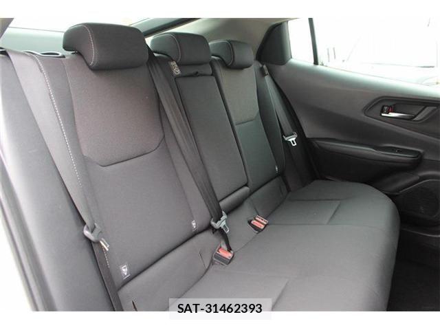 Toyota PRIUS 2023-06 7456859-25
