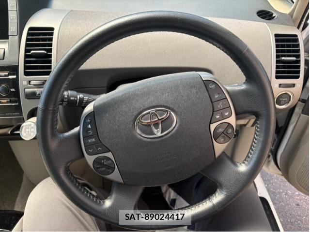 Toyota PRIUS 2008-09 7456943-7