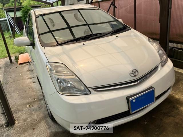 Toyota PRIUS 2006-02 7456954-1