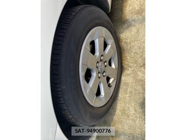 Toyota PRIUS 2006-02 7456954-8