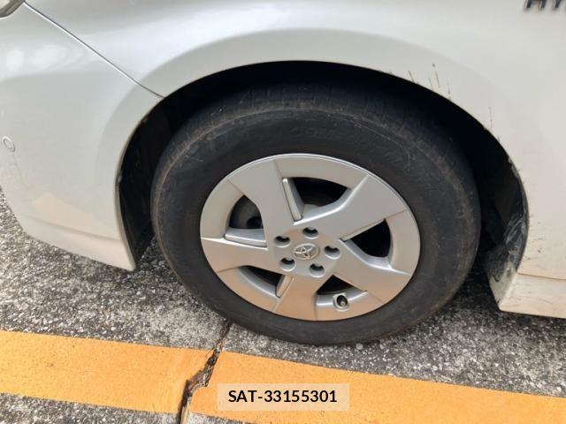Toyota PRIUS 2009-07 7456972-15