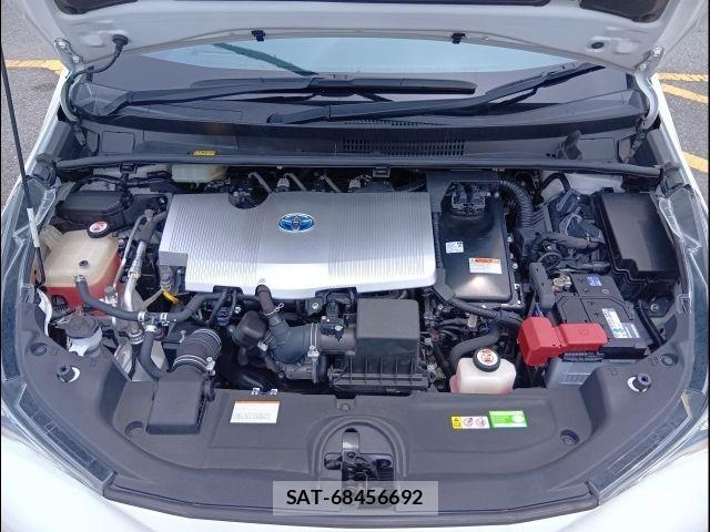 Toyota PRIUS 2018-06 7456886-26