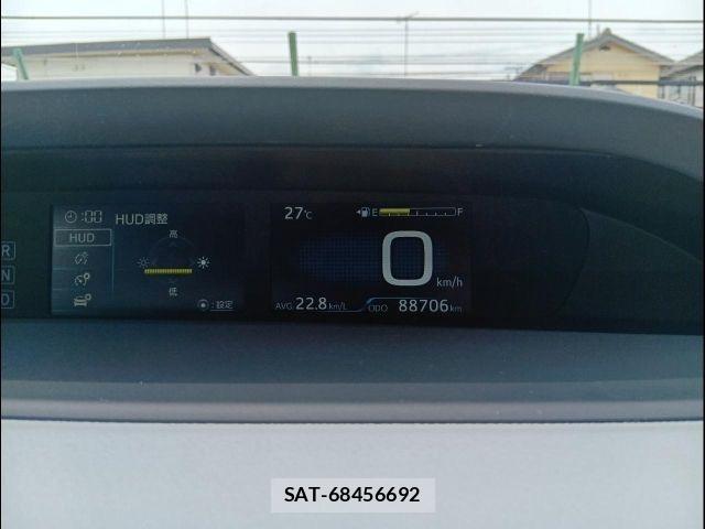 Toyota PRIUS 2018-06 7456886-28