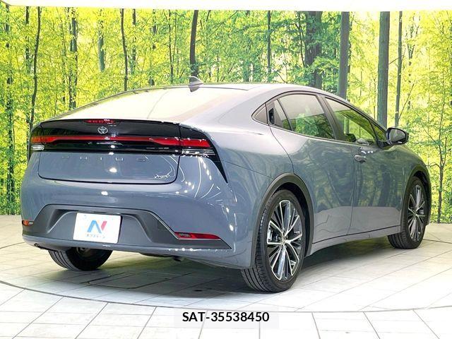 Toyota PRIUS 2025-02 7456842-16