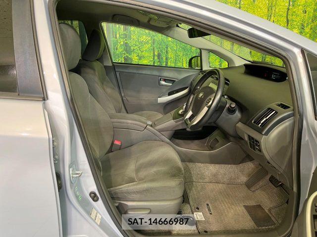 Toyota PRIUS 2010-07 7456951-7