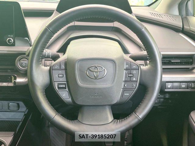 Toyota PRIUS 2023-04 7456860-10