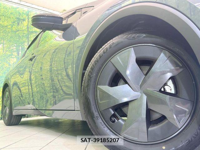 Toyota PRIUS 2023-04 7456860-11