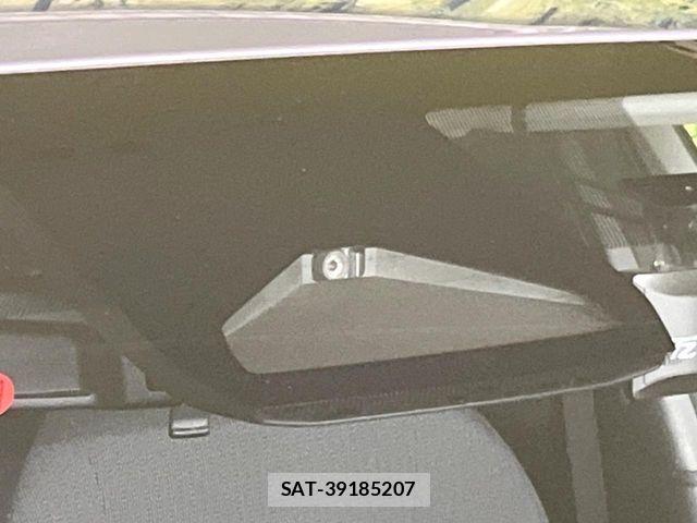 Toyota PRIUS 2023-04 7456860-4