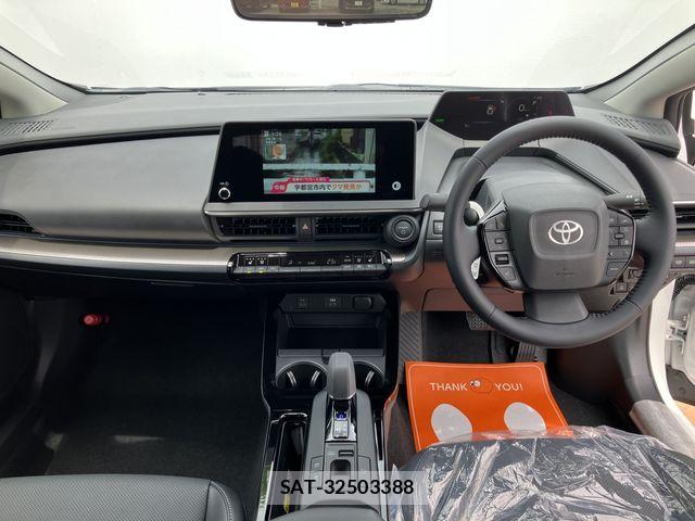 Toyota PRIUS 2026-05 7456820-9