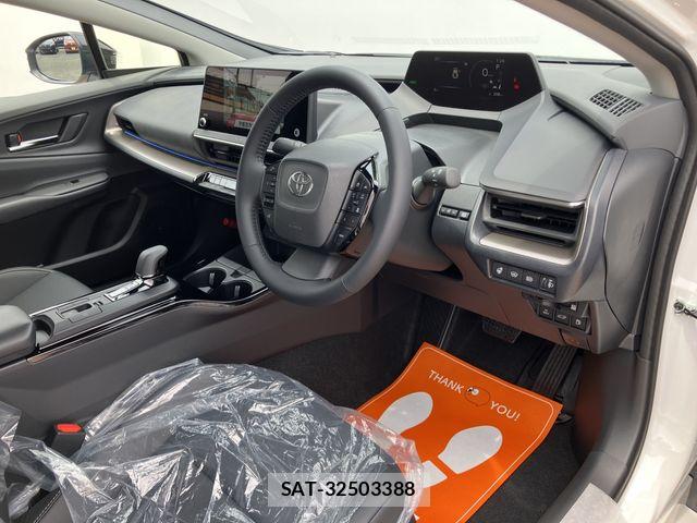 Toyota PRIUS 2026-05 7456820-1