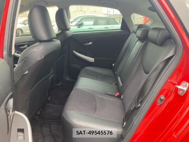Toyota PRIUS 2013-09 7456952-9