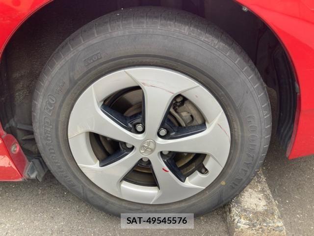 Toyota PRIUS 2013-09 7456952-3