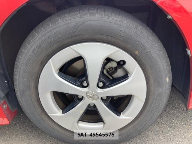 Toyota PRIUS 2013-09 7456952-5