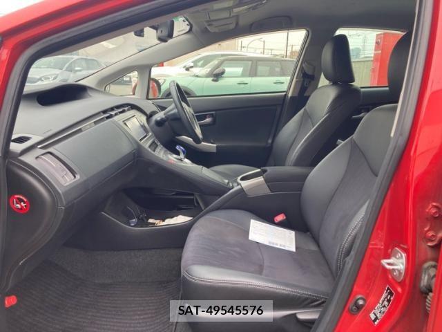 Toyota PRIUS 2013-09 7456952-8