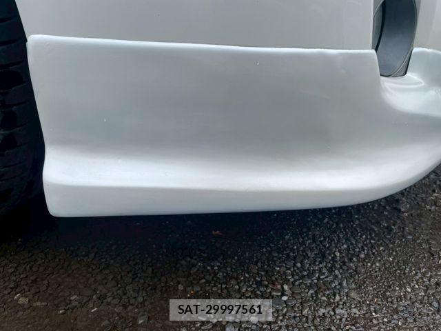 Toyota PRIUS 2011-03 7456935-18