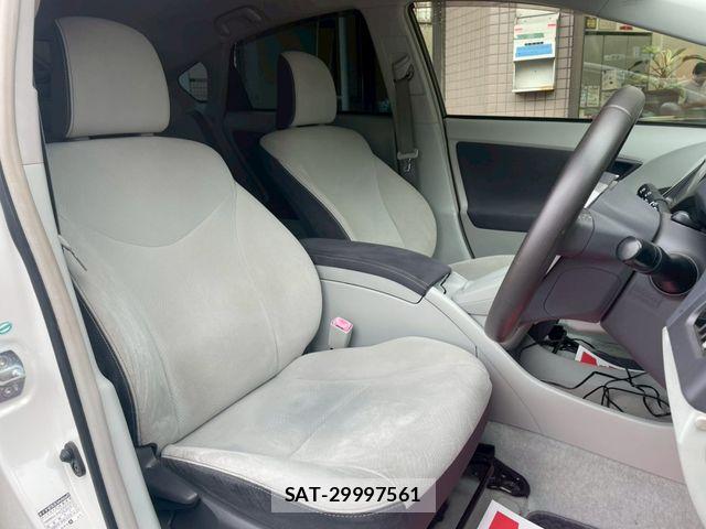Toyota PRIUS 2011-03 7456935-5