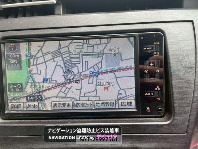 Toyota PRIUS 2011-03 7456935-7
