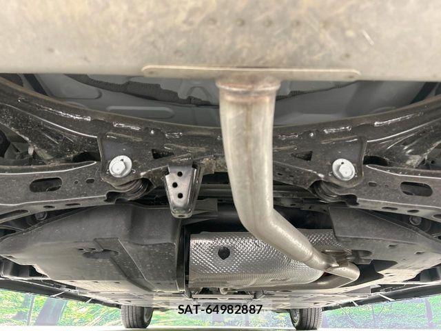 Toyota PRIUS 2025-02 7456819-18