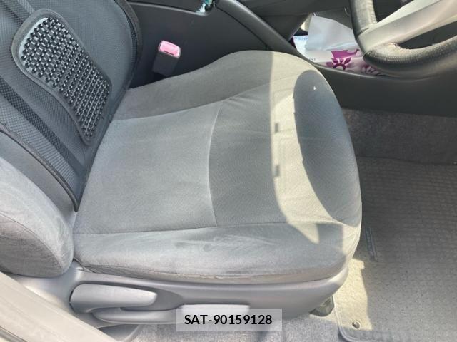 Toyota PRIUS 2010-07 7456934-15