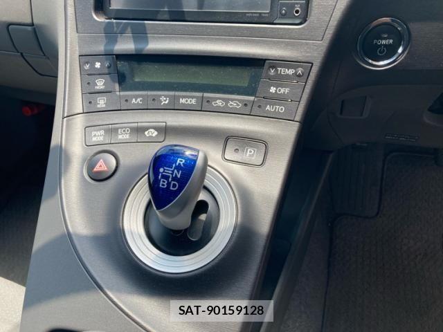 Toyota PRIUS 2010-07 7456934-20