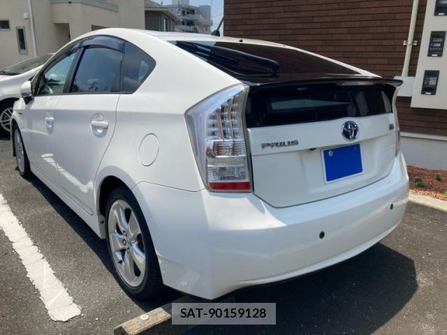 Toyota PRIUS 2010-07 7456934-4