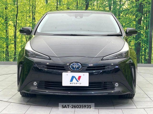 Toyota PRIUS 2022-02 7456861-13