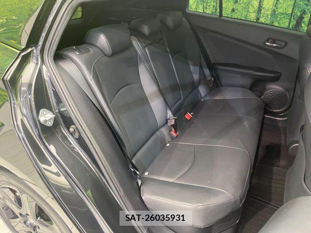 Toyota PRIUS 2022-02 7456861-8