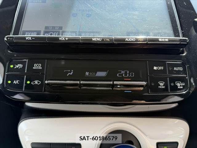 Toyota PRIUS 2018-01 7456887-26