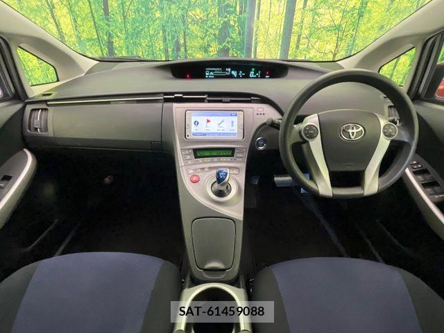 Toyota PRIUS 2014-05 7456931-1