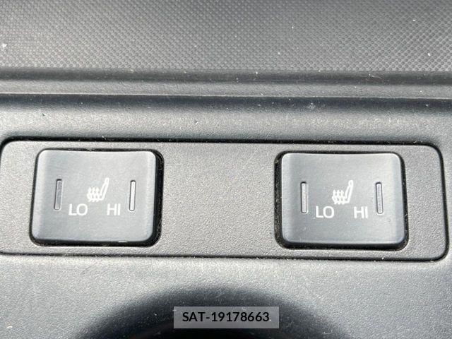 Toyota PRIUS 2020-02 7456868-6