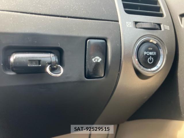 Toyota PRIUS 2003-09 7456971-18