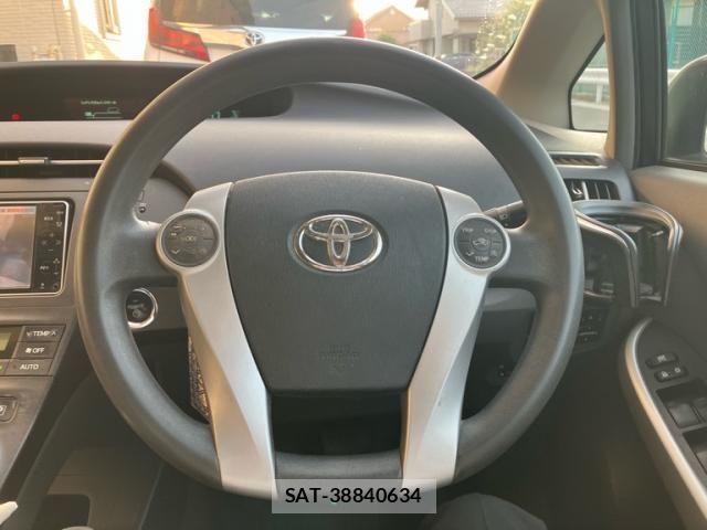 Toyota PRIUS 2011-09 7456984-12